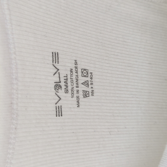 Used Tank Top - Picture 2 of 5